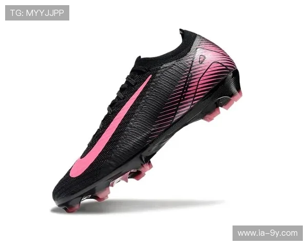 天猫足球鞋刺客16高性能设计全面提升球场表现与舒适感